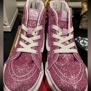 Girls Pink Vans! Worn once! Box included!